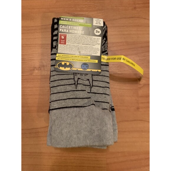 Batman Men's Adult Crew Socks 3 Pairs for Shoe Sizes 9.5-12 Multi-Color - Picture 1 of 12